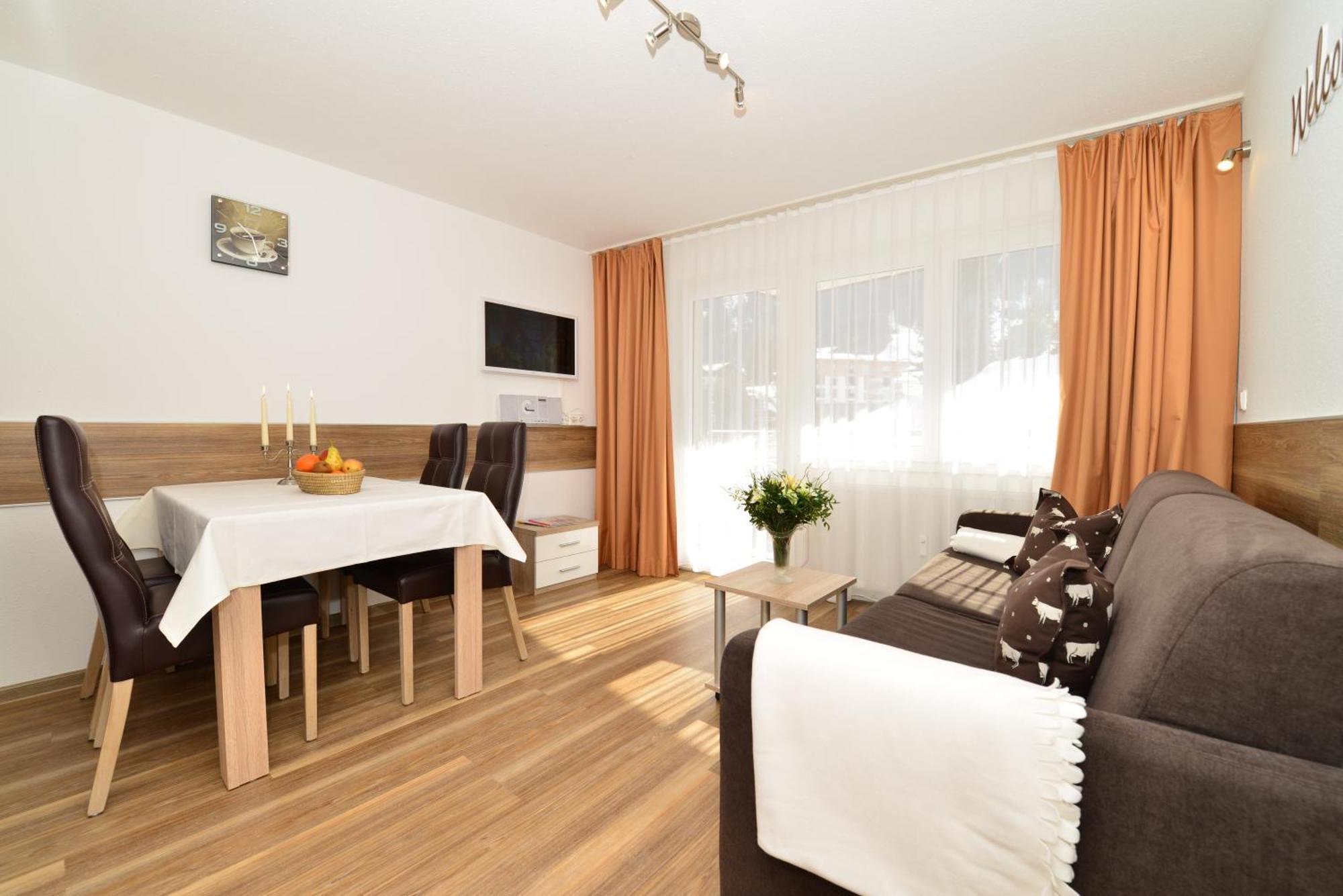 Familienhotel Kleinwalsertal Riezlern Exteriör bild